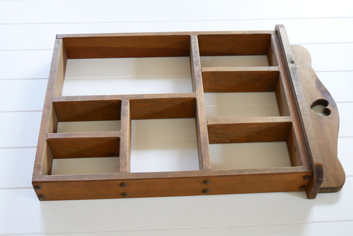 Vintage Wood Heart CUt Out Shelf, Vintage Wood Compartment Shelf, Vintage Heart Shaped Wood Wall Shelf, Vintage COttagecore Wall Shelf, Vintage Nursery Wall Decor, Vintage Girls Nursery Wall Decor, Vintage Home Decor