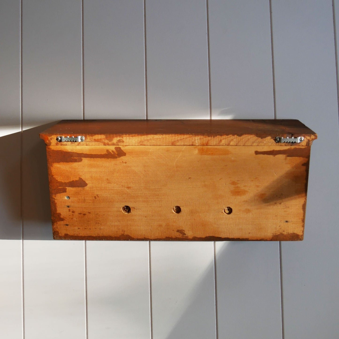 Vintage Wood Wall Shelf with Peg Hooks, Farmhouse Peg Hook Shelf, Vintage Peg Hook Shelf