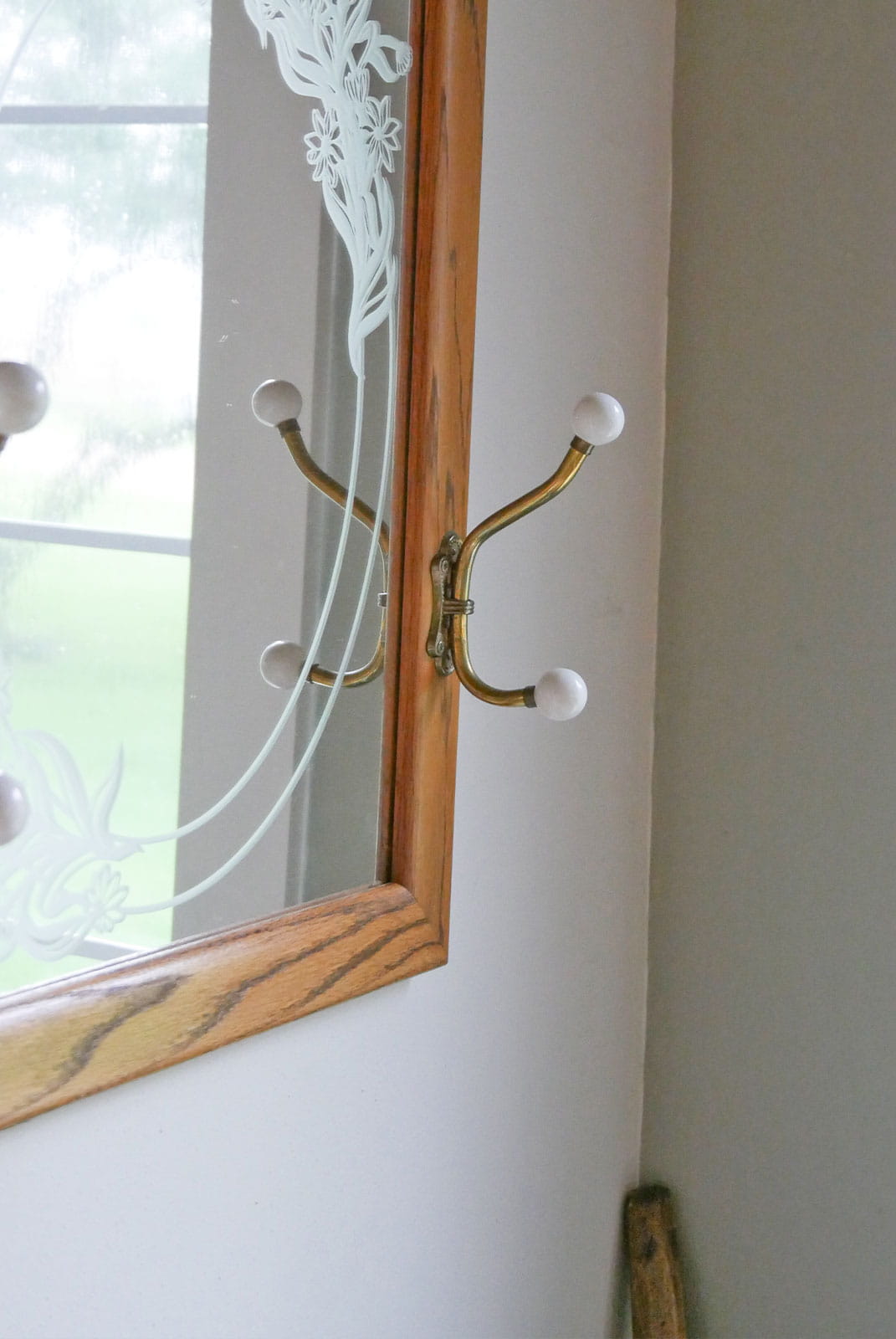 Vintage Floral Etched Mirror with Hooks, Cottagecore Mirror, Farmhouse Mirror, Vintage Entryway Mirror, Vintage Mirror and Hooks