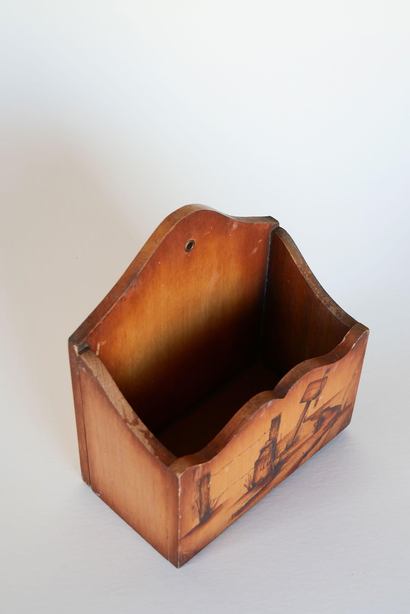 Vintage Wood Wall Pocket, Vintage Country Wall Pocket, Vintage Farm Scene Wall Pocket, Vintage Kitchen Decor, Vintage Wall Box