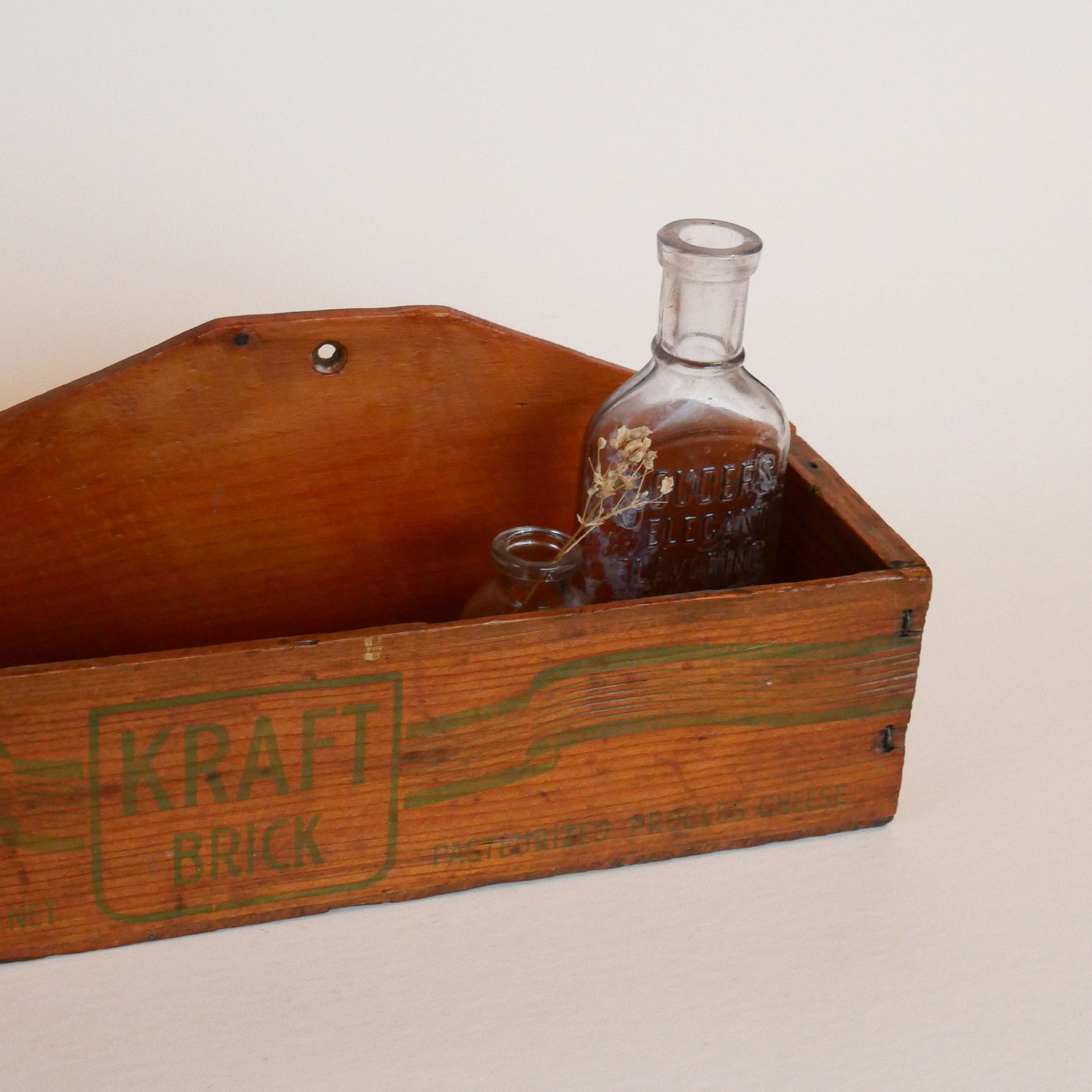 Vintage Kraft Cheesebox, Vintage Cheese Box, Vintage Wall Pocket, Vintage Wood Wall Pocket, Vintage Spice Rack, Vintage Wood Wall Pocket, Vintage Farmhouse Kitchen, Vintage Kitchen Decor