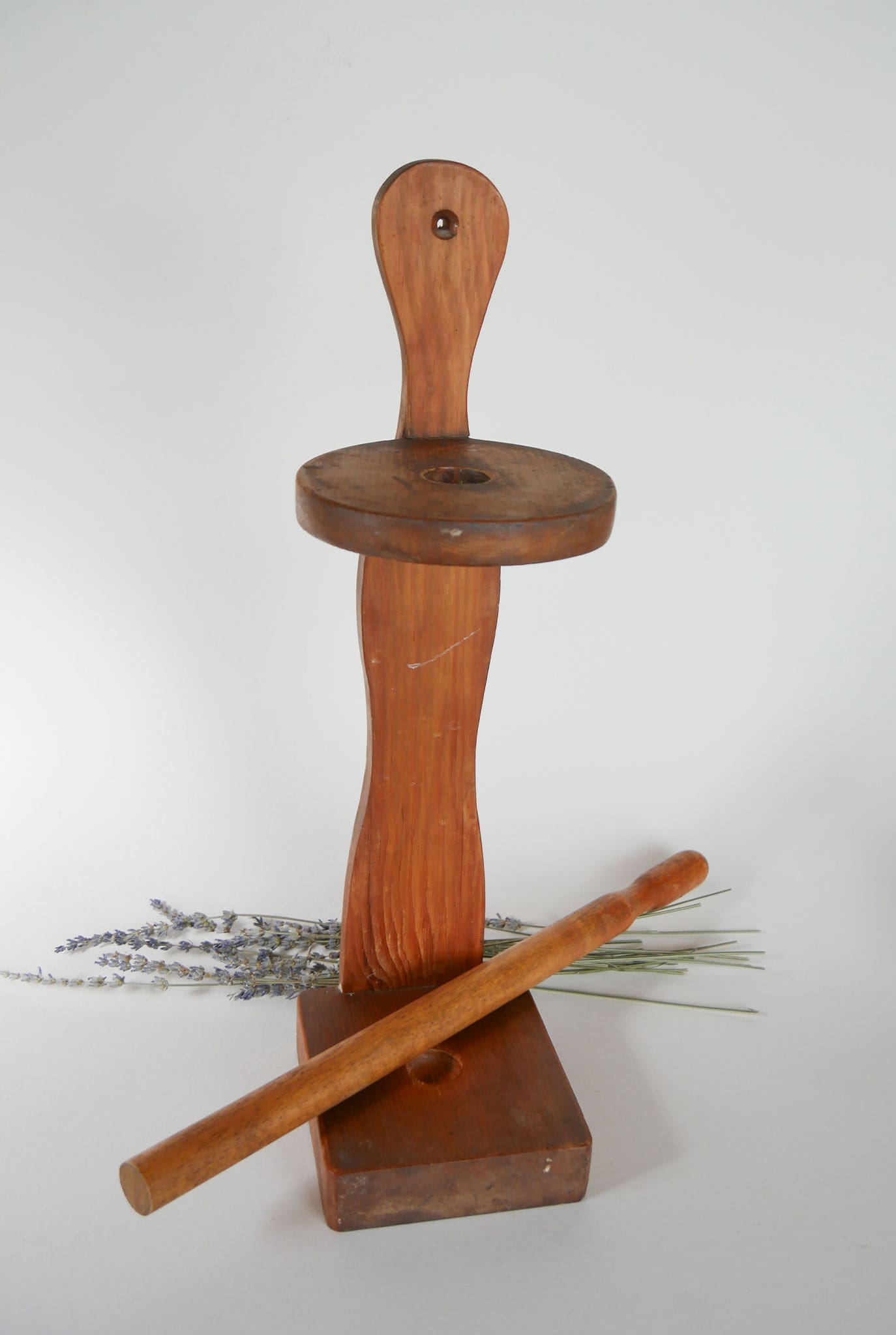 Primitive Wood Paper Towel Holder, Vintage Paper Towel Rack, Vintage Wood Rack, Primitive Towel Rack, Vintage Towel Holder, Primitive Kitchen Decor