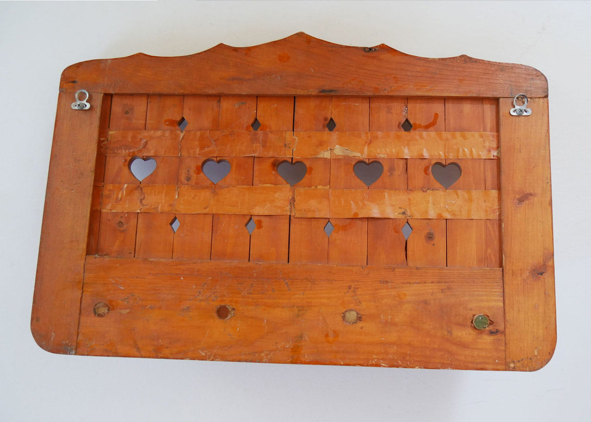 Vintage Wood Peg Rack Heart Cutout, Vintage Cottagecore Peg Rack, Vintage Heart SHape Wall Rack, Vintage Peg Hook Wall Decor