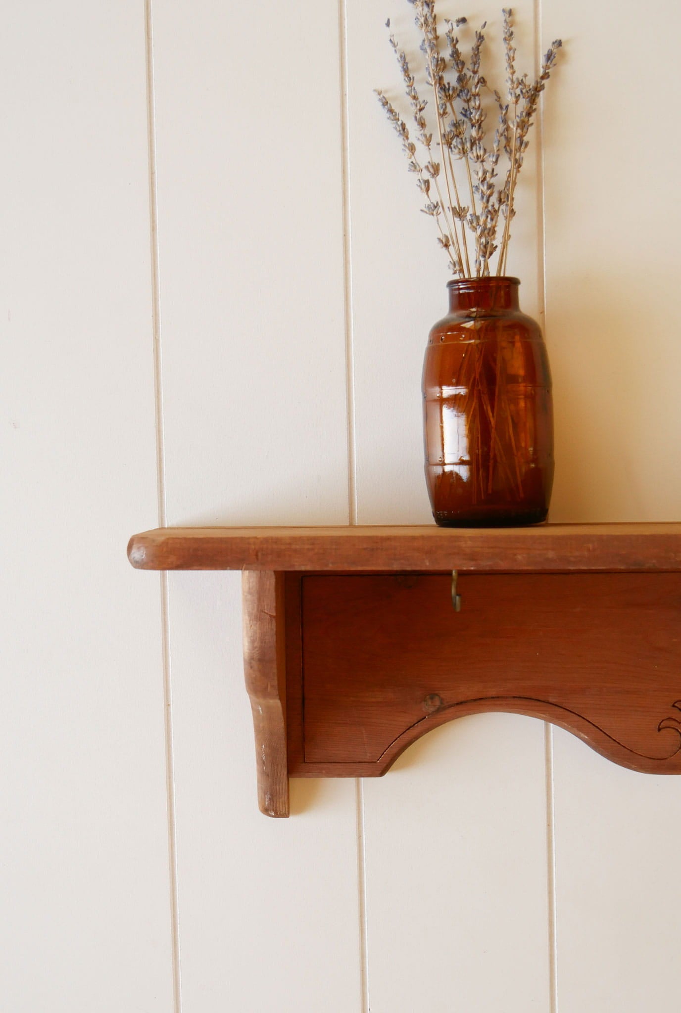 Vintage Wood Mounted Plate Rack Shelf, Vintage Wood Shelf, Vintage Plate Rack Shelf, Vintage Wood Wall Shelf, Vintage Wall Mounted Shelf, Vintage Spice Rack, COttagecore Shelf, Vintage Cottage Wall Decor