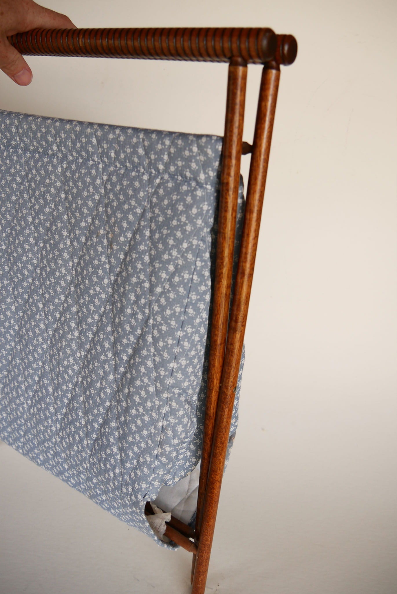 Cottagecore Fabric Sewing Caddy, Vintage Sewing Caddy, Vintage Magazine Rack, Vintage Floral Sewing Caddy, Vintage Cottagecore Decor, Vintage Cottage Decor, Vintage Wood Sewing Caddy
