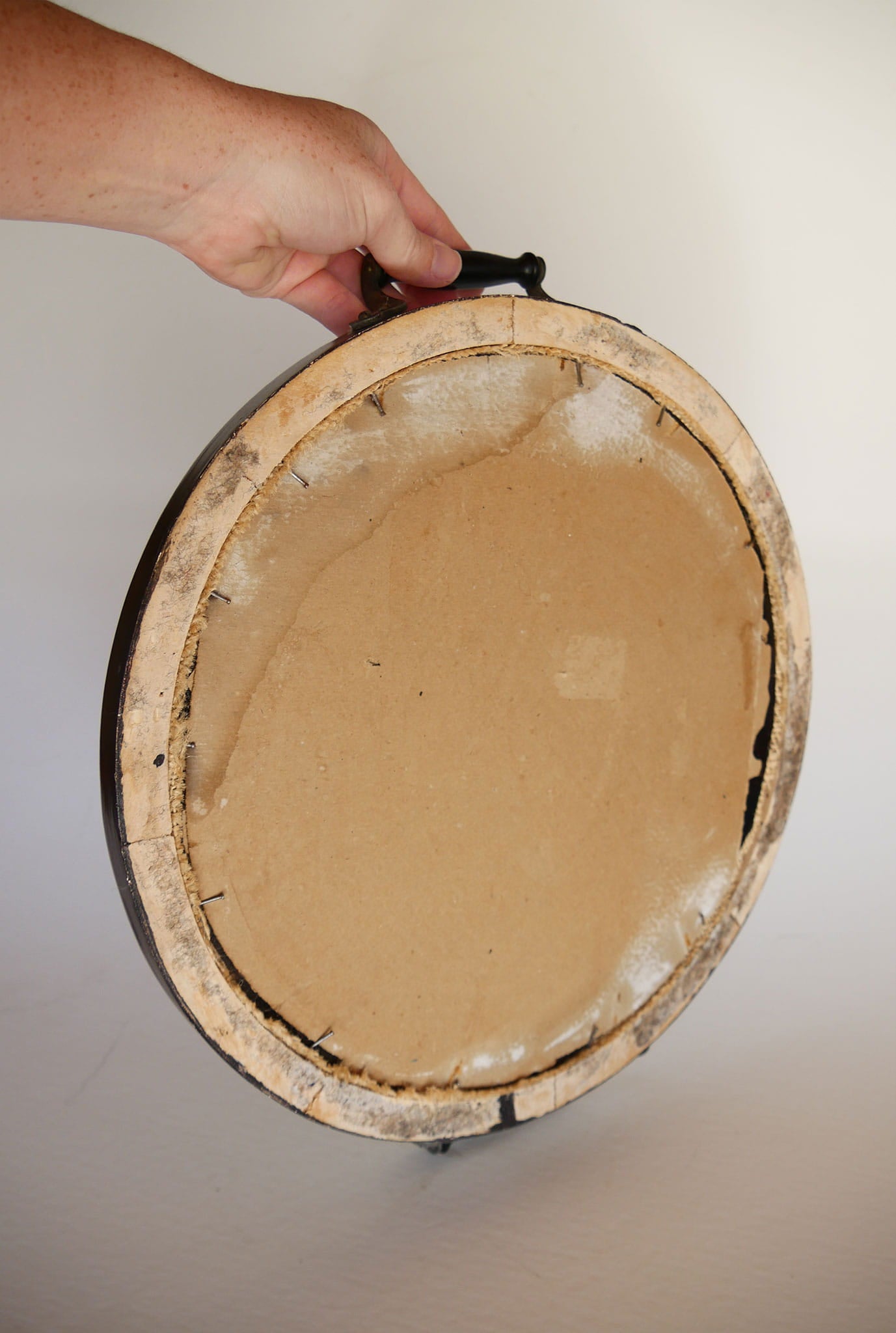 Vintage Round Wooden Serving Tray with Burlap Insert, Farmhouse Tray, Vintage Tray, Vintage Farmhouse Tray, Cottage Tray, Vintage Cottage Burlap Tray, Vintage Farmhouse Decor