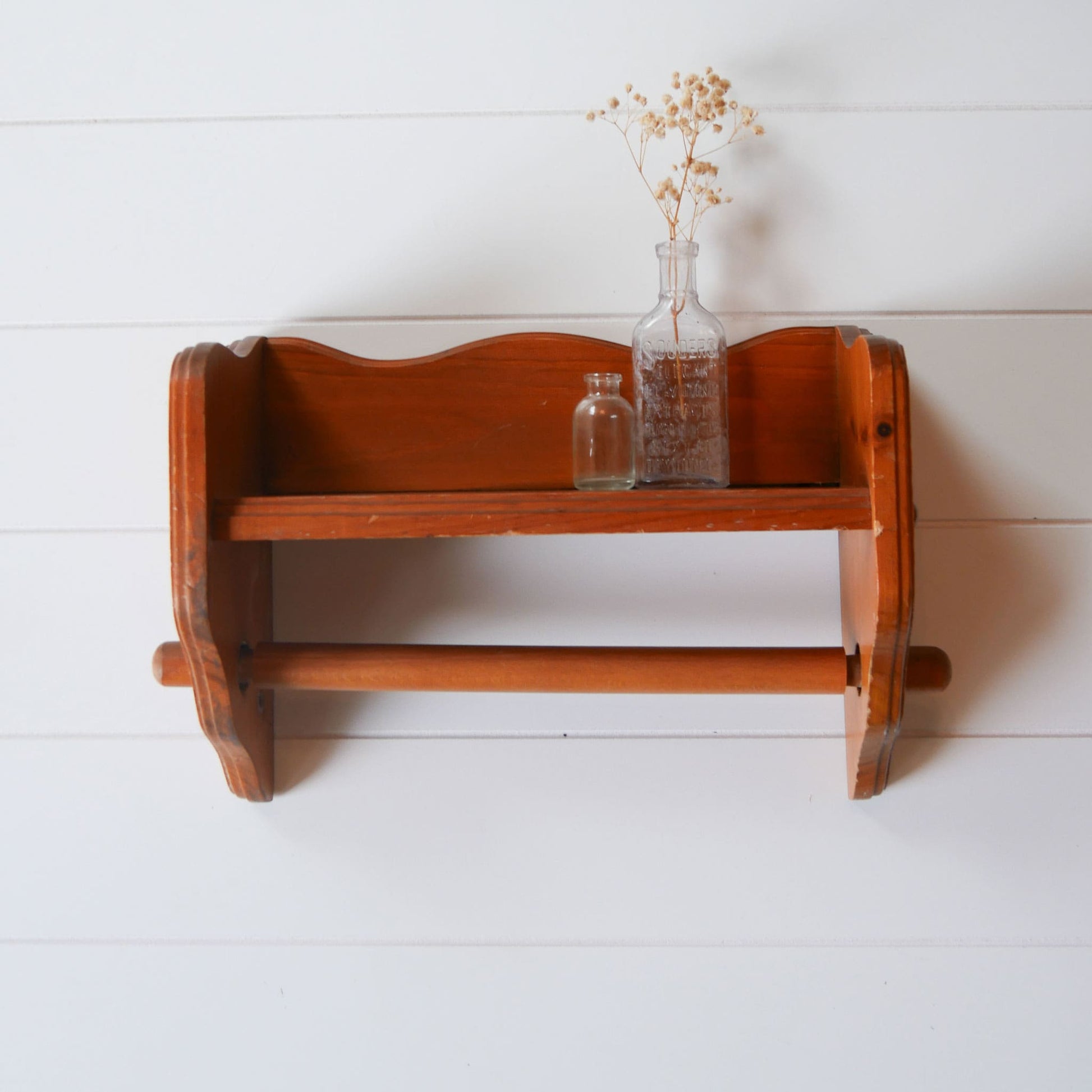 Vintage Wooden Paper Towel Holder with Shelf Farmhouse Towel Rack and Shelf Vintage Bathroom Shelf Vintage Kitchen Shelf
