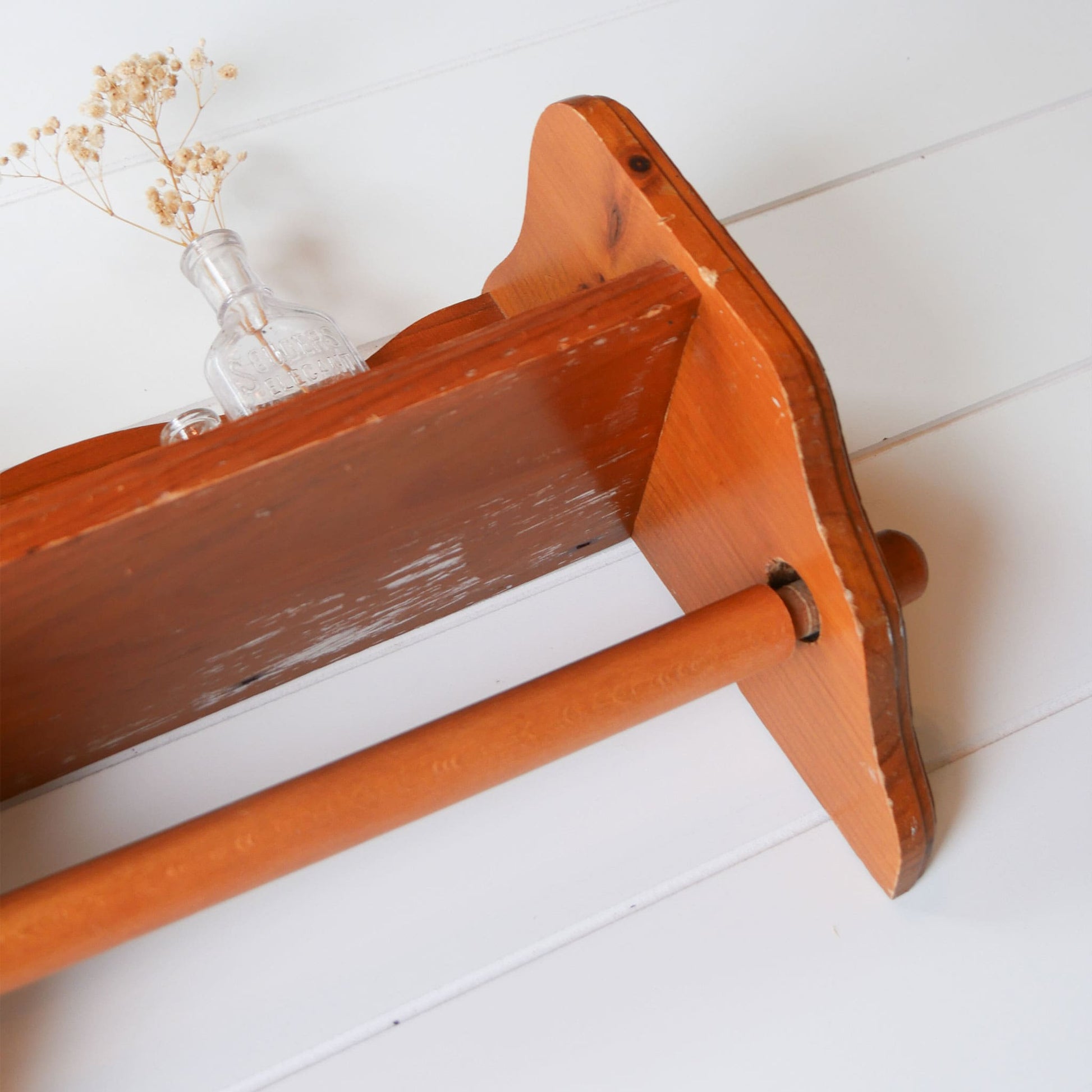Vintage Wooden Paper Towel Holder with Shelf Farmhouse Towel Rack and Shelf Vintage Bathroom Shelf Vintage Kitchen Shelf
