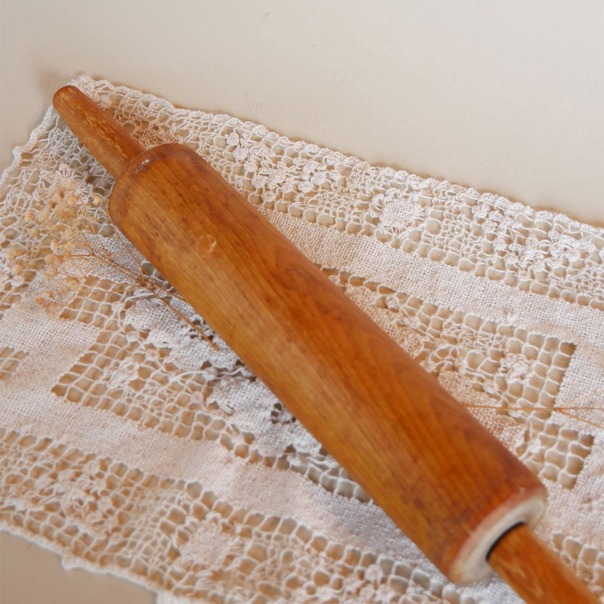 Vintage Rolling Pin, Vintage Wooden Rolling Pin, Primitive Rolling Pin, Vintage Farmhouse Kitchen Decor, Primitive Kitchen Decor