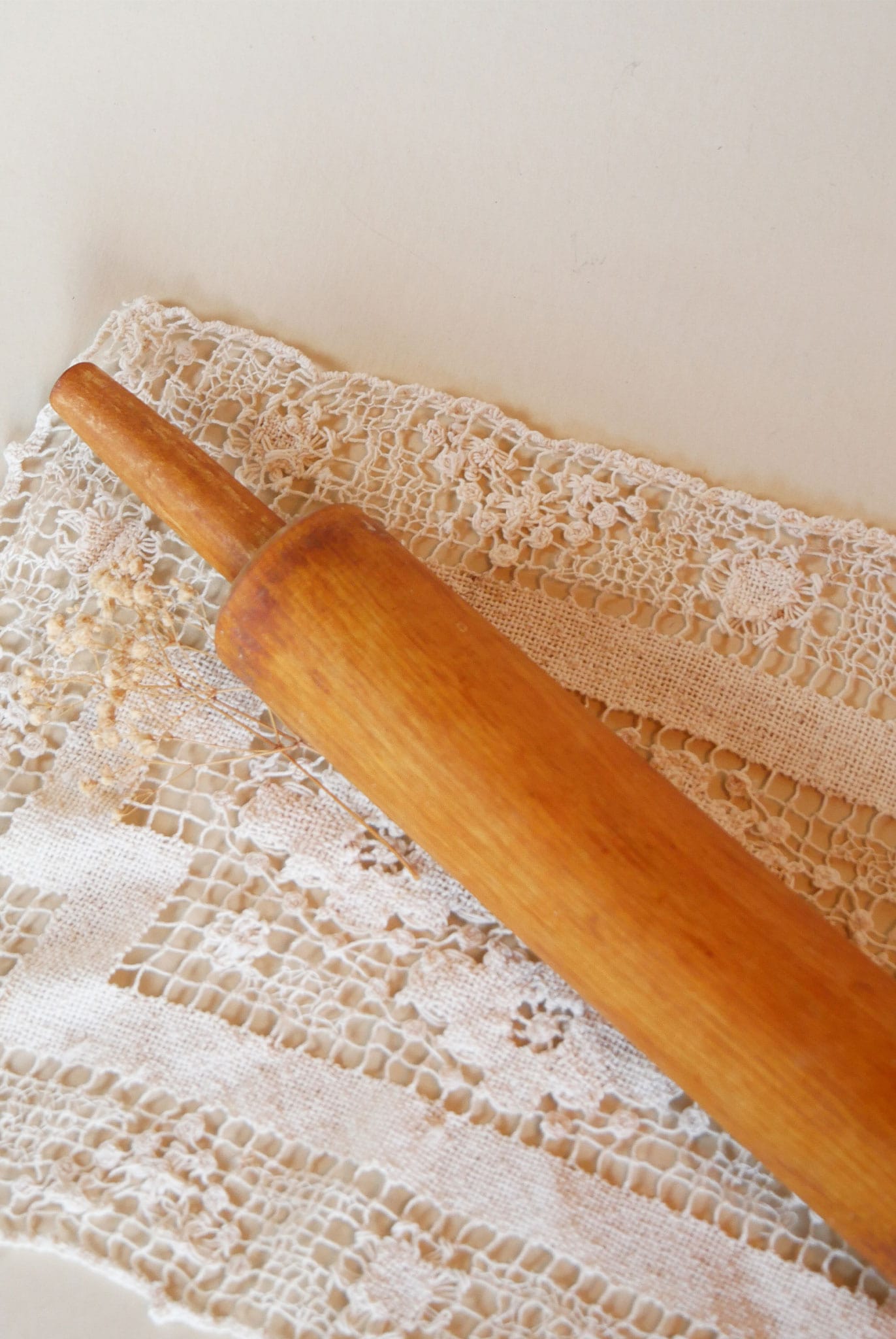 Vintage Rolling Pin, Vintage Wooden Rolling Pin, Primitive Rolling Pin, Vintage Farmhouse Kitchen Decor, Primitive Kitchen Decor