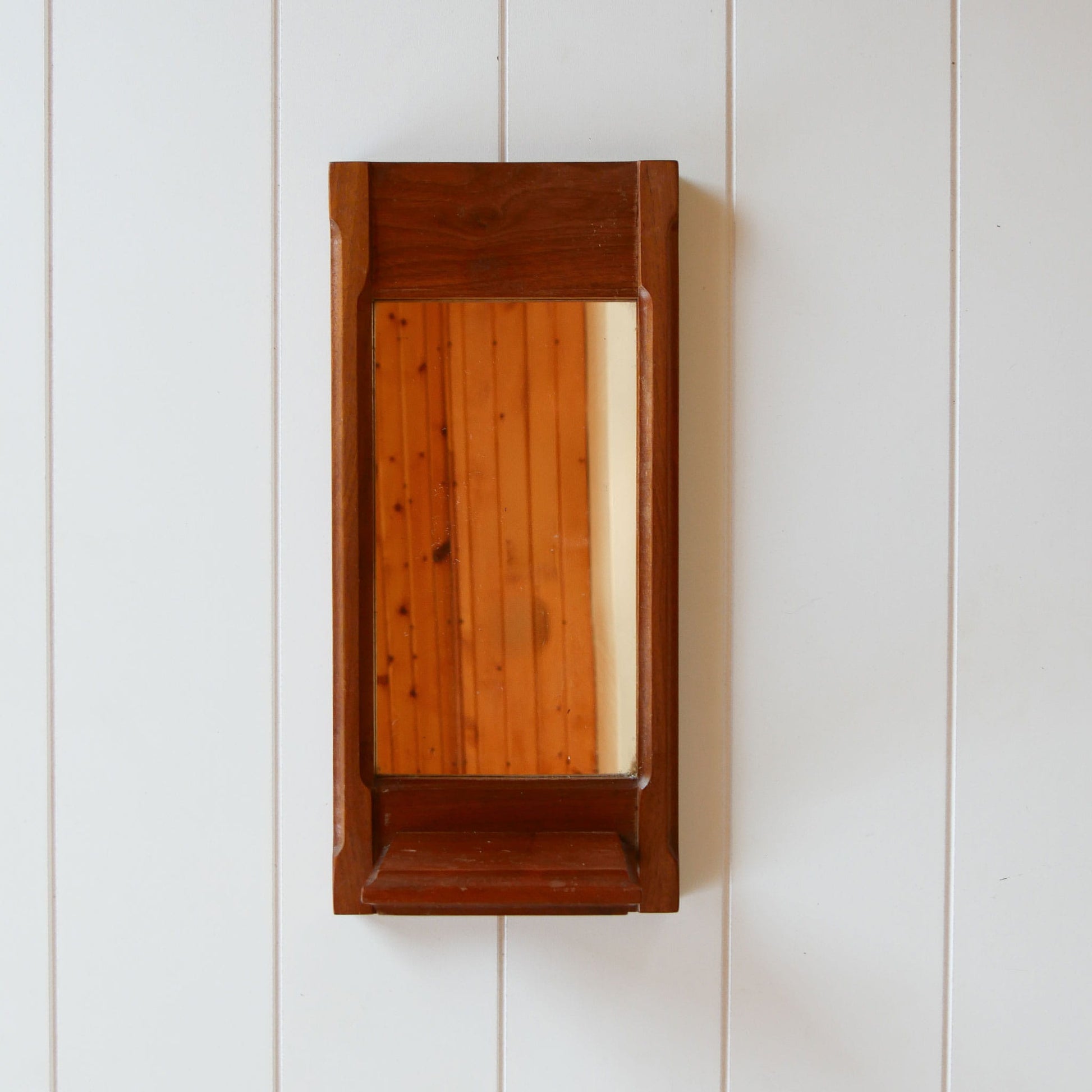 VIntage Wood Wall Mirror and Shelf, MCM Wall Mirror, Vintage Midcentury Wall Decor, Vintage Wood Wall Mirror, Vintage Wall Decor