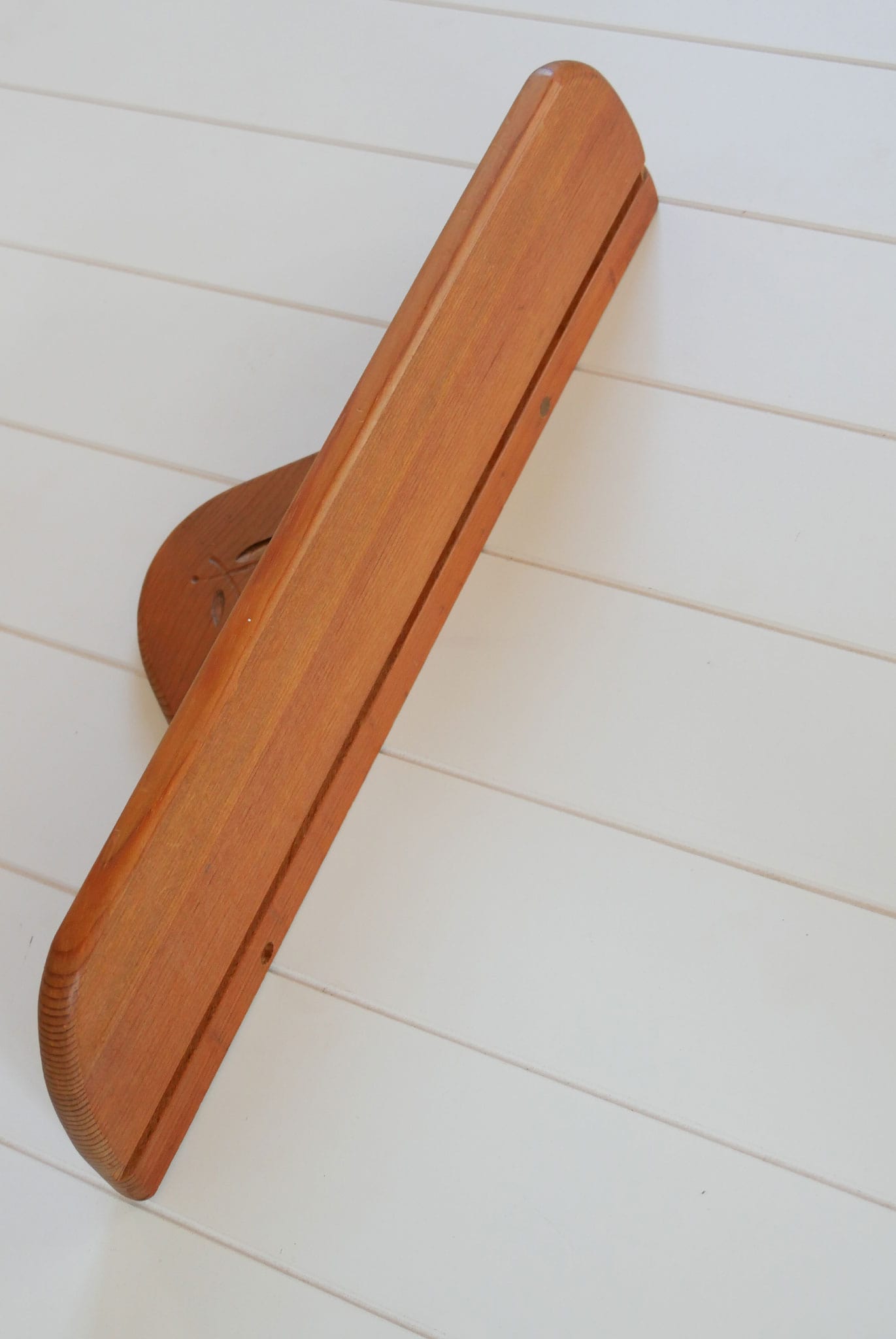 Vintage Wood Wall Shelf with Wheat Detail Cottagecore Shelf, Vintage Plate Shelf, Vintage Farmhouse Shelf