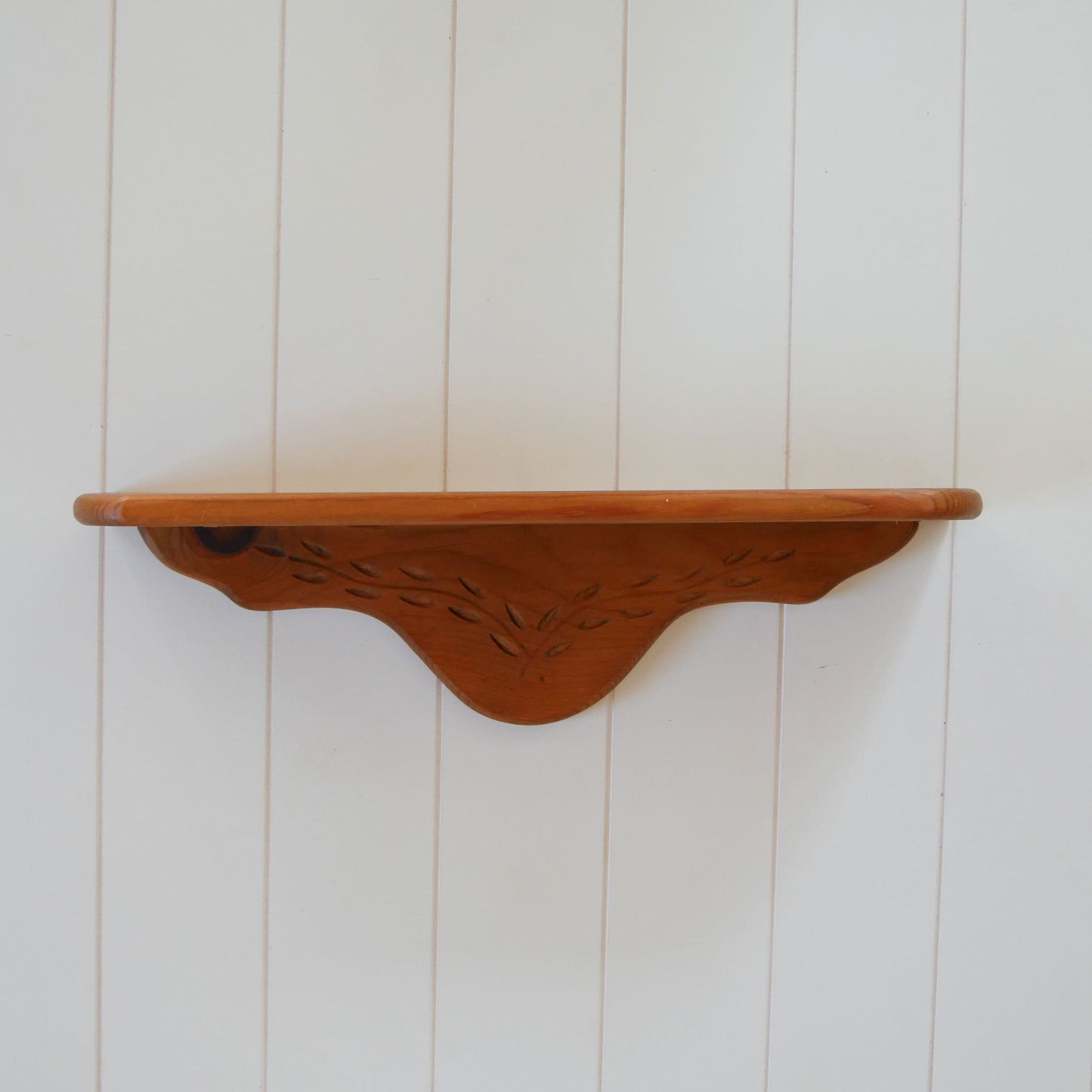 Vintage Wood Wall Shelf with Wheat Detail Cottagecore Shelf, Vintage Plate Shelf, Vintage Farmhouse Shelf