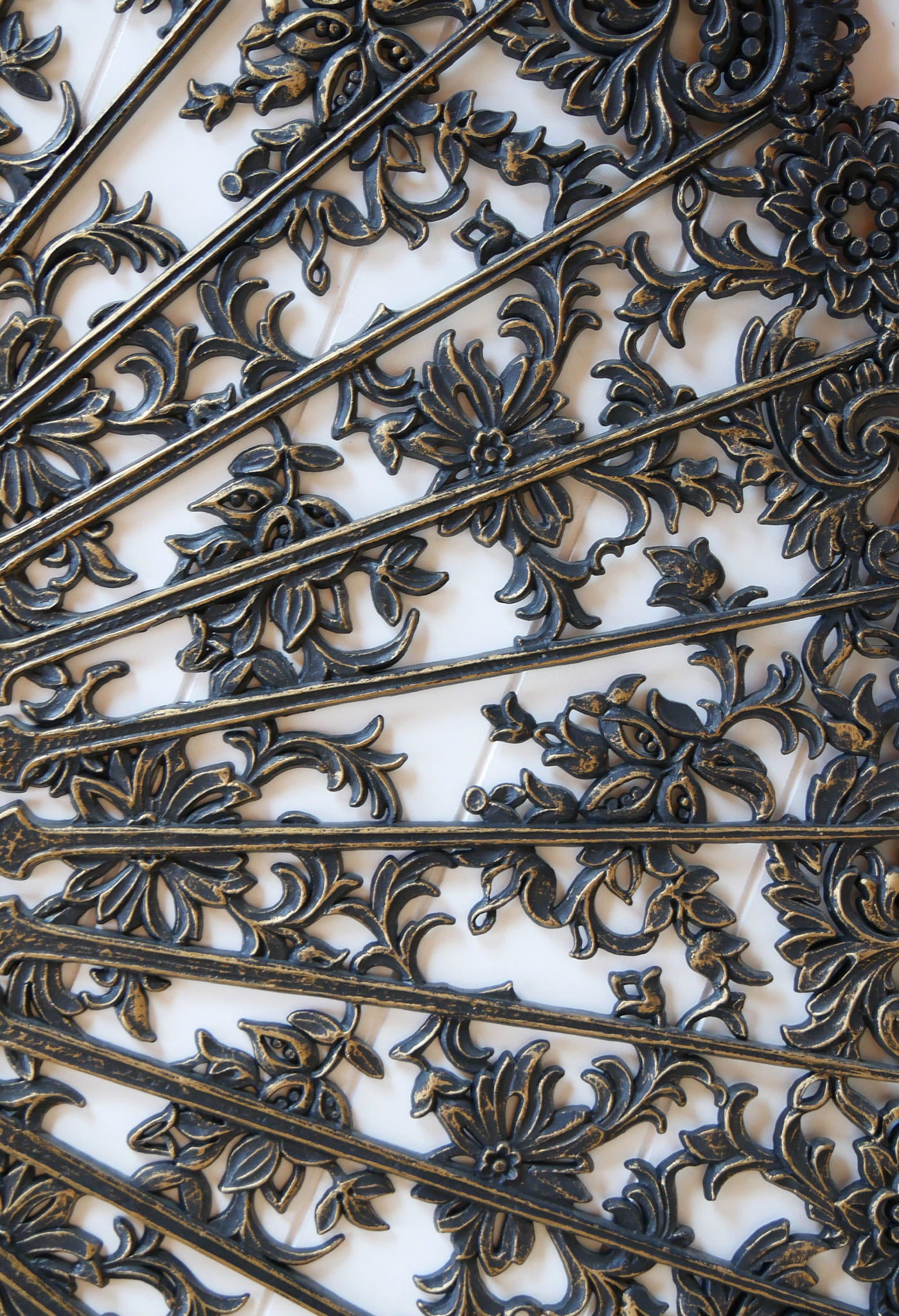 Vintage XL Black and Gold Burwood 4402 Wall Hanging Hand Fan, Vintage Wall Fan, Vintage Resin Black and Gold Victorian Fan, Vintage Victorian Wall Decor, Vintage Fan Decor, Vintage Wall Decor