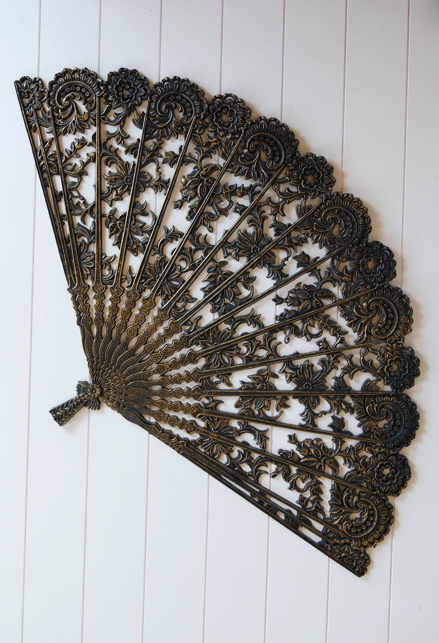 Vintage XL Black and Gold Burwood 4402 Wall Hanging Hand Fan, Vintage Wall Fan, Vintage Resin Black and Gold Victorian Fan, Vintage Victorian Wall Decor, Vintage Fan Decor, Vintage Wall Decor