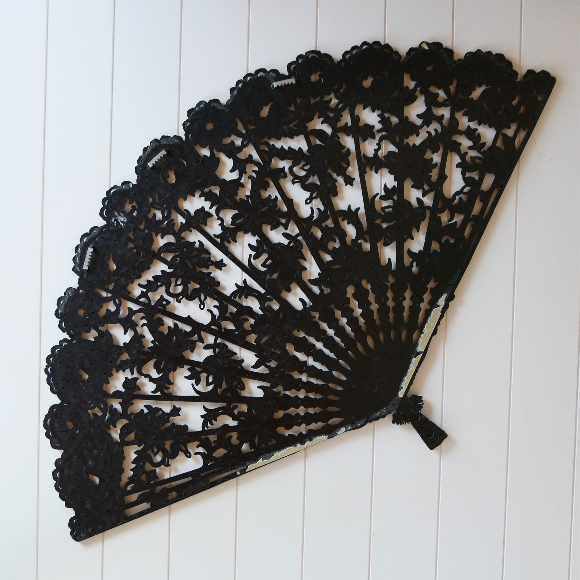 Vintage XL Black and Gold Burwood 4402 Wall Hanging Hand Fan, Vintage Wall Fan, Vintage Resin Black and Gold Victorian Fan, Vintage Victorian Wall Decor, Vintage Fan Decor, Vintage Wall Decor