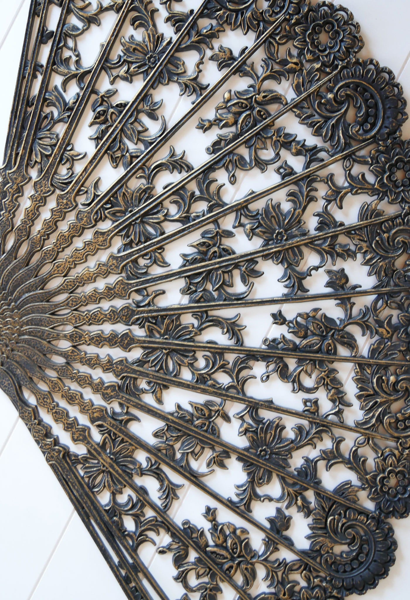 Vintage XL Black and Gold Burwood 4402 Wall Hanging Hand Fan, Vintage Wall Fan, Vintage Resin Black and Gold Victorian Fan, Vintage Victorian Wall Decor, Vintage Fan Decor, Vintage Wall Decor