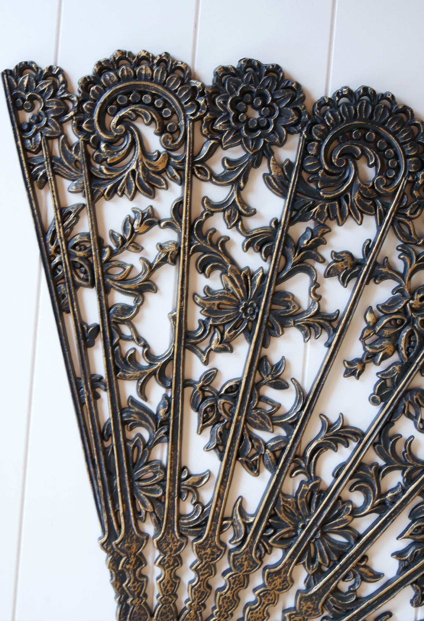 Vintage XL Black and Gold Burwood 4402 Wall Hanging Hand Fan, Vintage Wall Fan, Vintage Resin Black and Gold Victorian Fan, Vintage Victorian Wall Decor, Vintage Fan Decor, Vintage Wall Decor