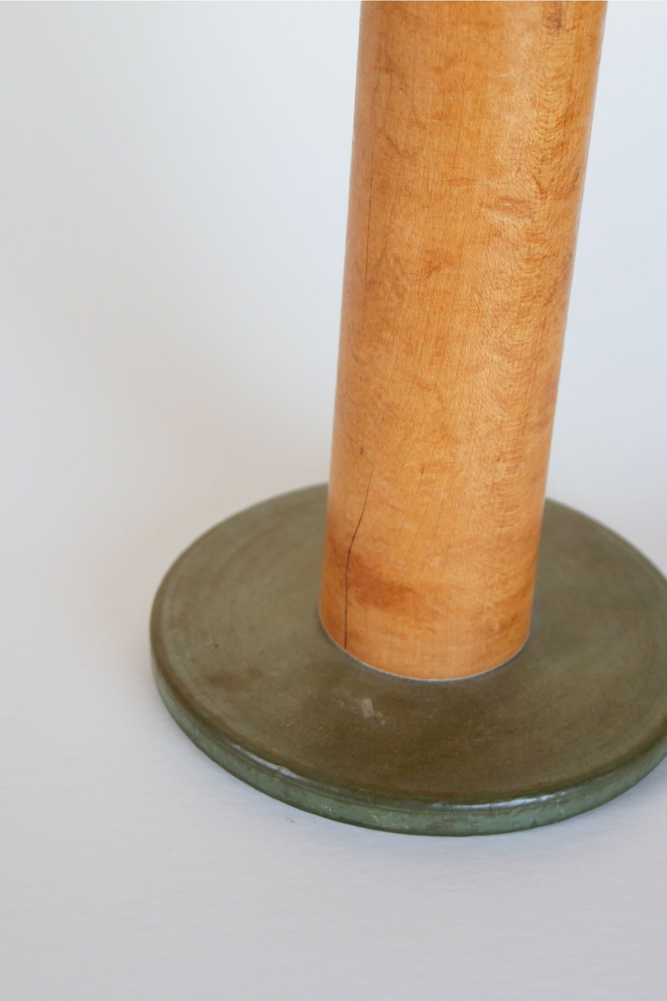 Vintage 13in Wood Bobbin Spool, Vintage Green Wood Bobbin Spool, Large Vintage Bobbin, Vintage Bobbin, Large Wood Bobbin Spool, Vintage Kitchen Decor, Vintage Country Decor, Vintage Home Decor