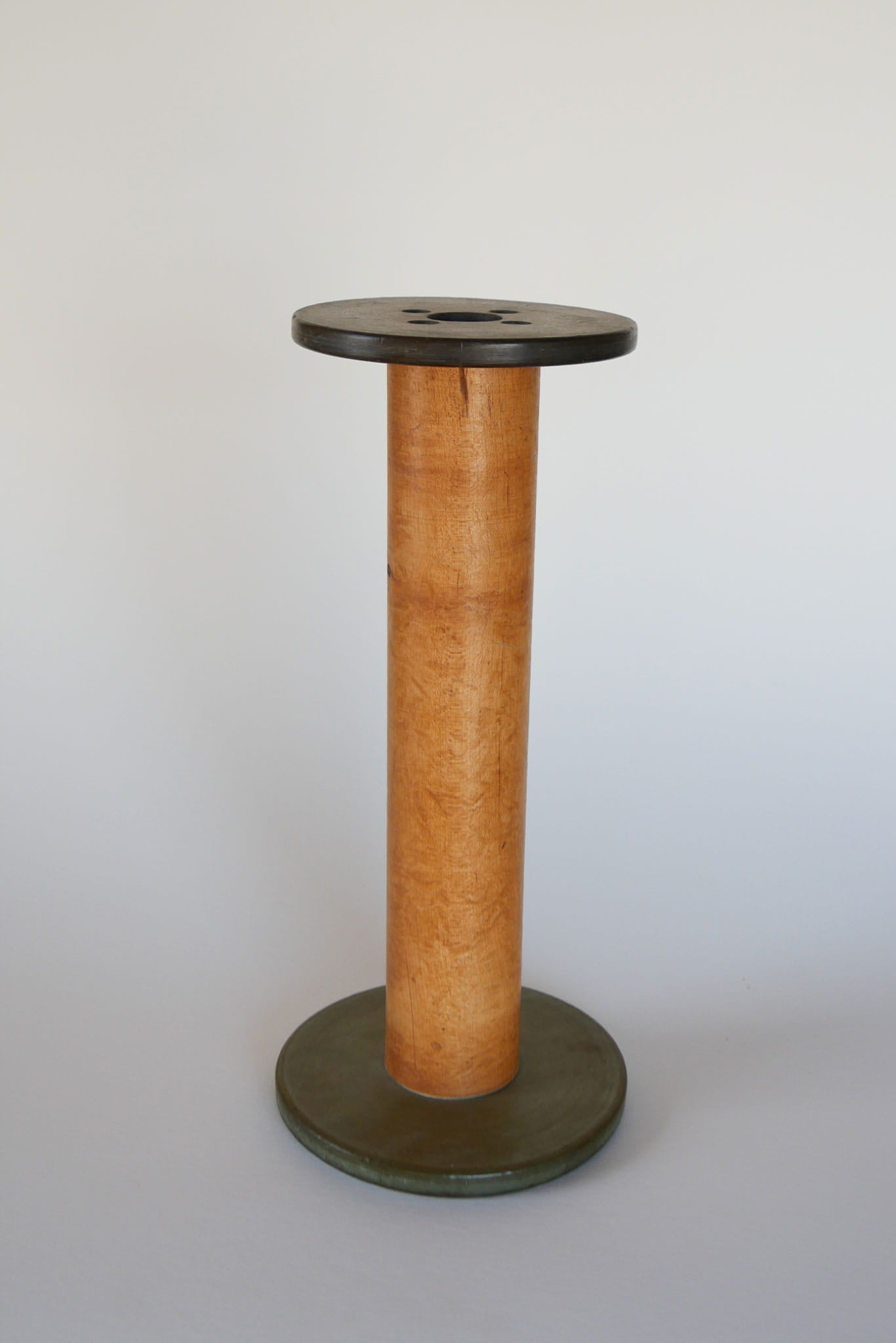 Vintage 13in Wood Bobbin Spool, Vintage Green Wood Bobbin Spool, Large Vintage Bobbin, Vintage Bobbin, Large Wood Bobbin Spool, Vintage Kitchen Decor, Vintage Country Decor, Vintage Home Decor