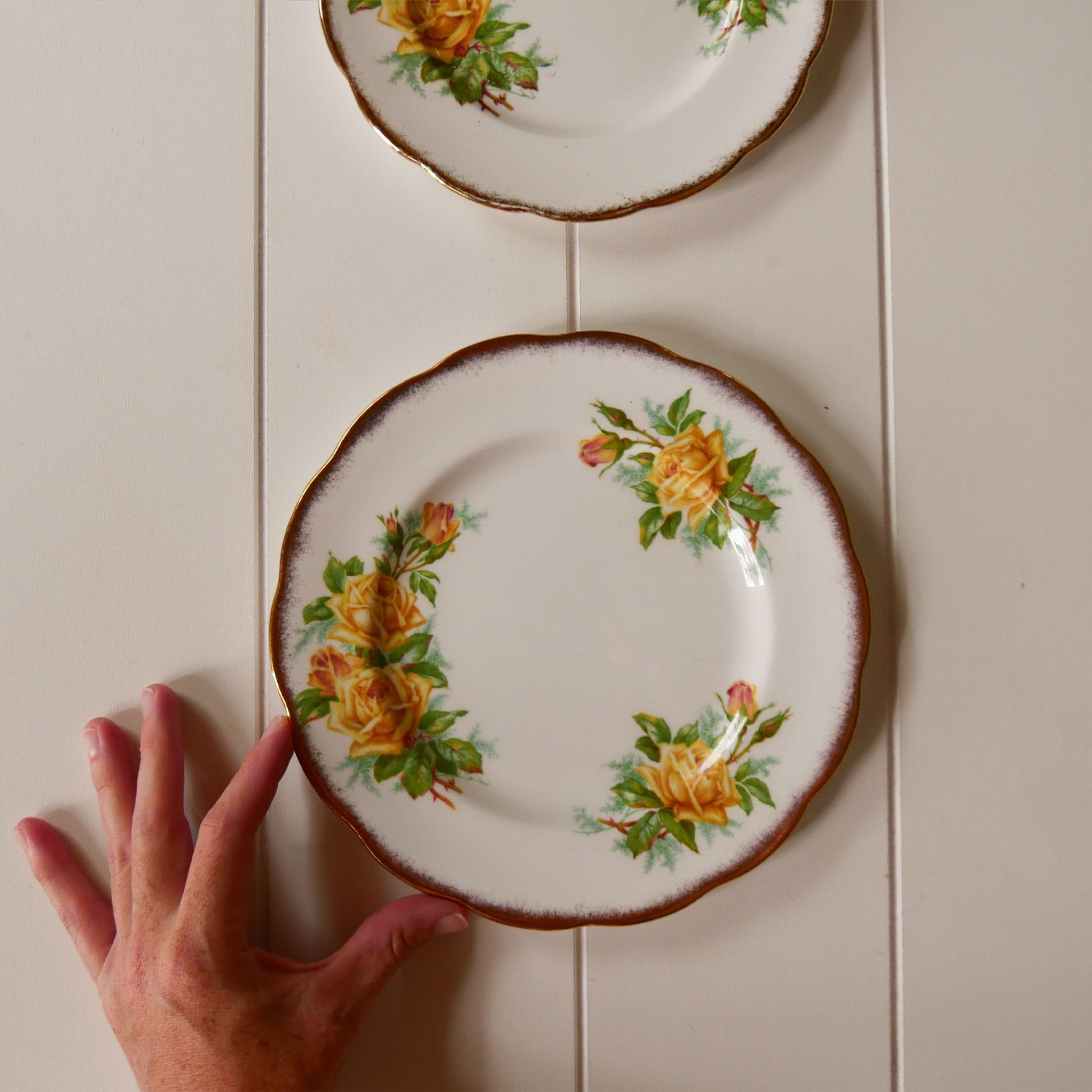 Vintage Pink Rose Floral Plate Wall Collection, Pink Rose Plates, VIntage Pink Rose Plates, VIntage Floral Plates, VIntage Floral Plate Wall, Vintage Gallery Plate Wall