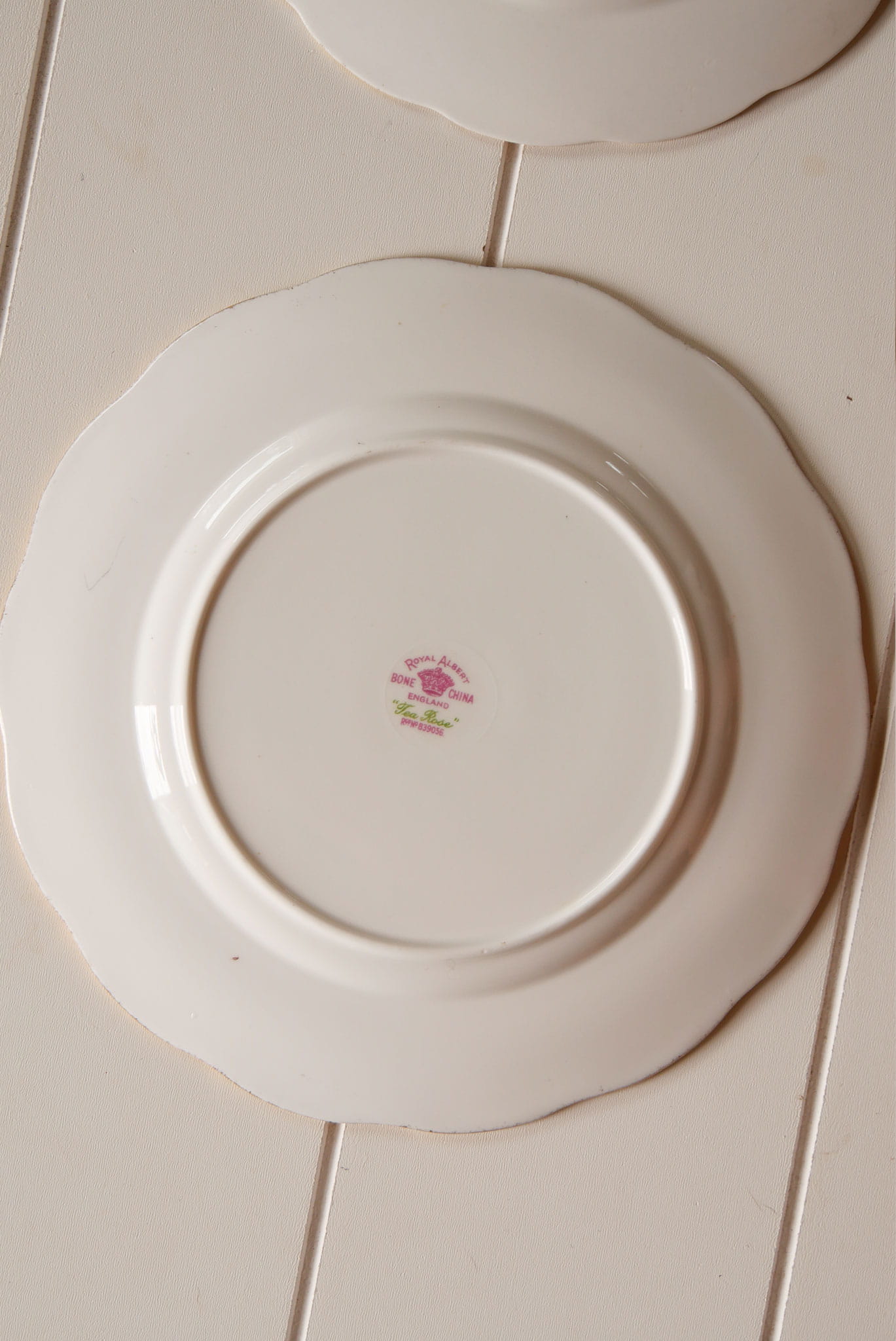 Vintage Pink Rose Floral Plate Wall Collection, Pink Rose Plates, VIntage Pink Rose Plates, VIntage Floral Plates, VIntage Floral Plate Wall, Vintage Gallery Plate Wall