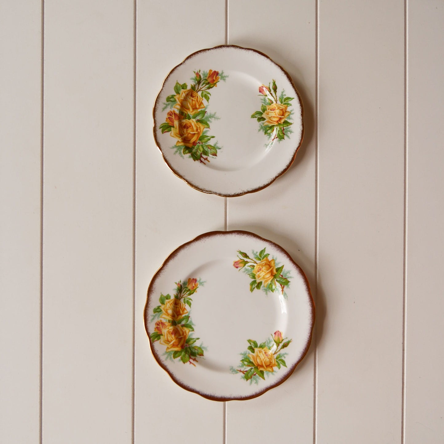 Vintage Pink Rose Floral Plate Wall Collection, Pink Rose Plates, VIntage Pink Rose Plates, VIntage Floral Plates, VIntage Floral Plate Wall, Vintage Gallery Plate Wall