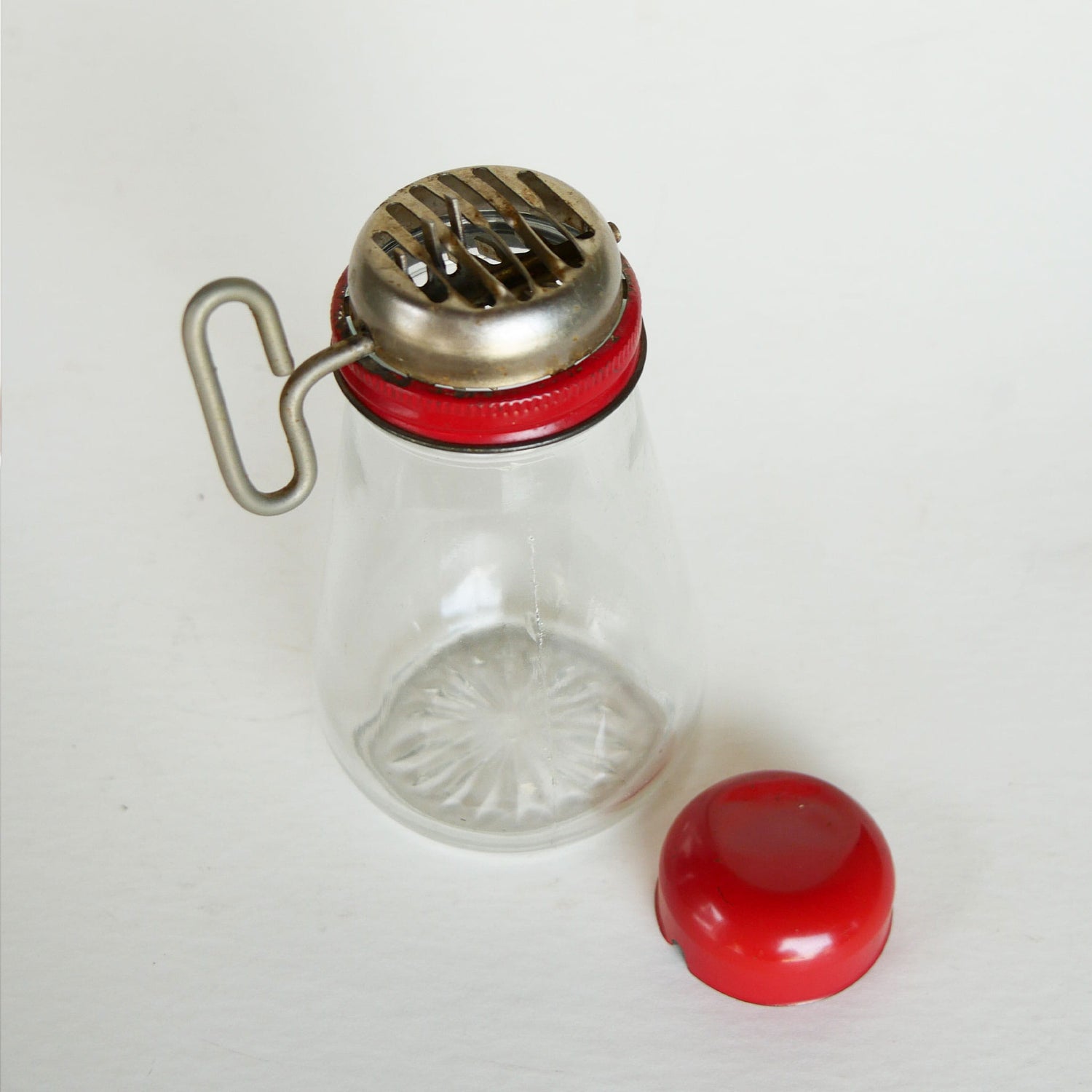 Vitage Red Nut and Cheese Hand Grinder, Vintage Red Kitchen Decor, Vintage Red Retro Kitchen Grinder, Vintage Kitchen Tools