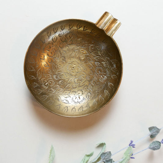 Vintage Brass Floral Etched Bowl Thrifted Wicker Basket Vintage Home Decor 1