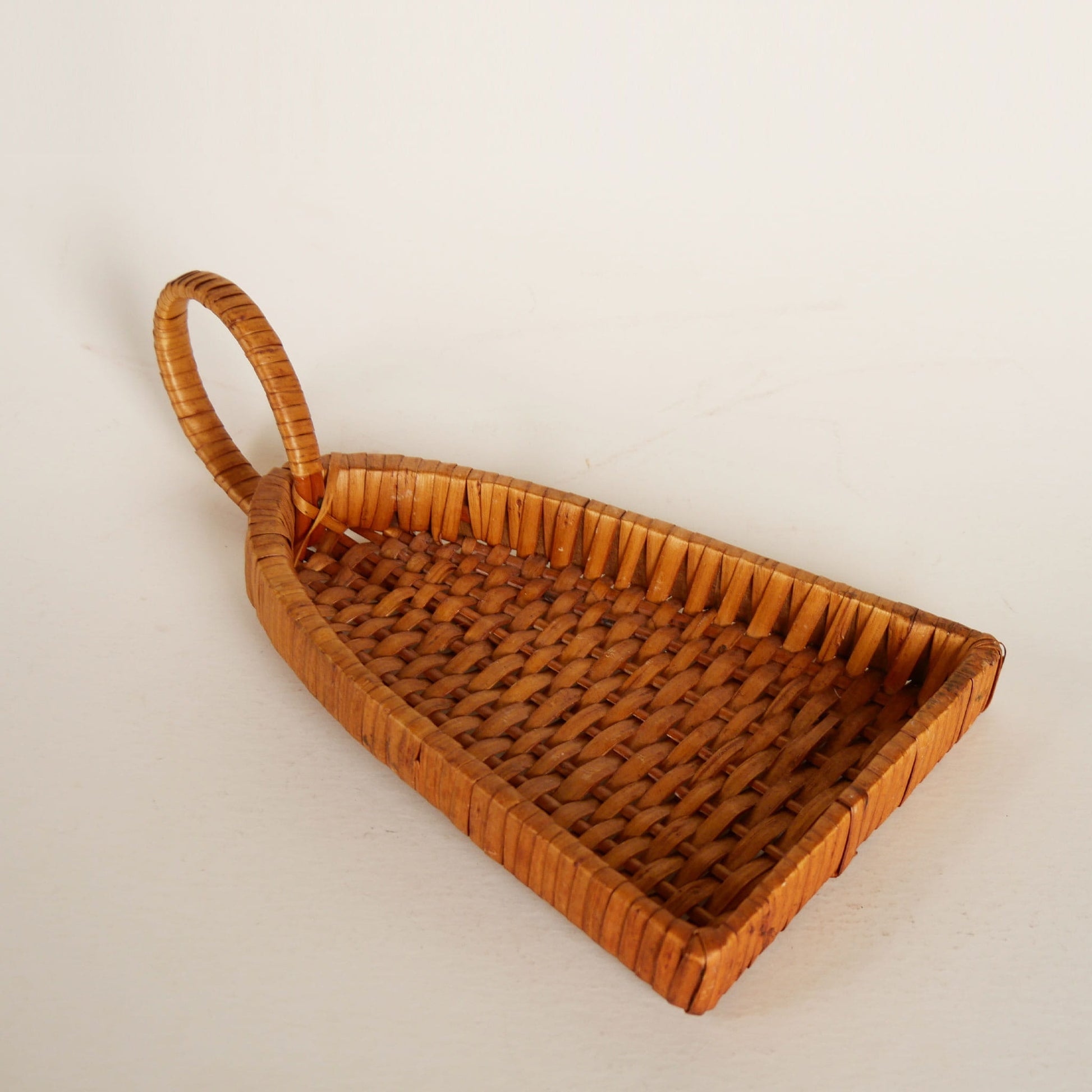 Vintage Scoop-Shaped Rattan Wicker Handled Basket, Scoop Basket, Vintage Boho Basket Wall, Vintage Basket Wall, Vintage Basket Gallery Wall