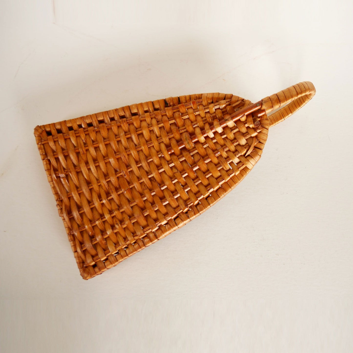 Vintage Scoop-Shaped Rattan Wicker Handled Basket, Scoop Basket, Vintage Boho Basket Wall, Vintage Basket Wall, Vintage Basket Gallery Wall