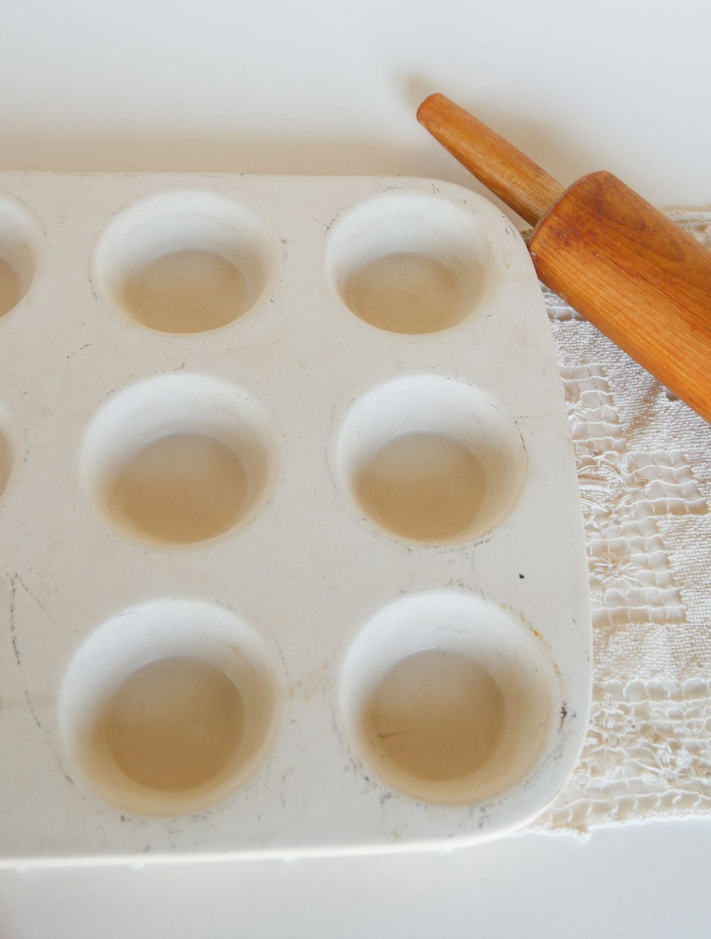 White Stoneware Muffin Pan Farmhouse Kitchen Decor Vintage Farmhouse Kitchen Cottage Kitchen Decor Primitive Kitchen Decor