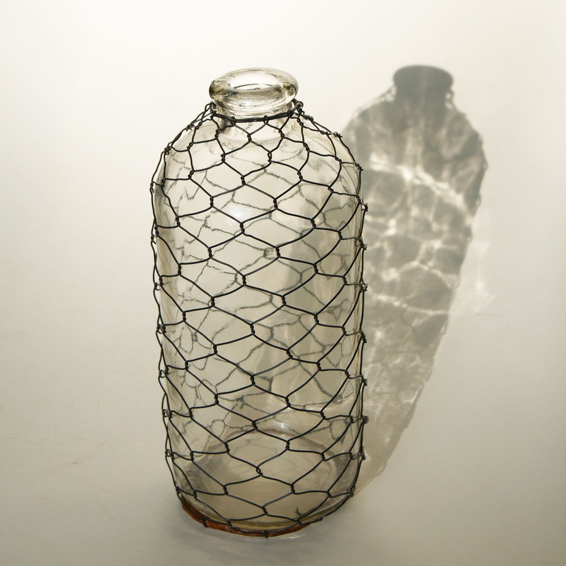 Wire Wrapped Glass Jar Vase, Farmhouse Wire Vase, Vintage Glass and Wire Vase, Chicken Wire Wrapped Vase, Wire Covered Glass Jar Vase