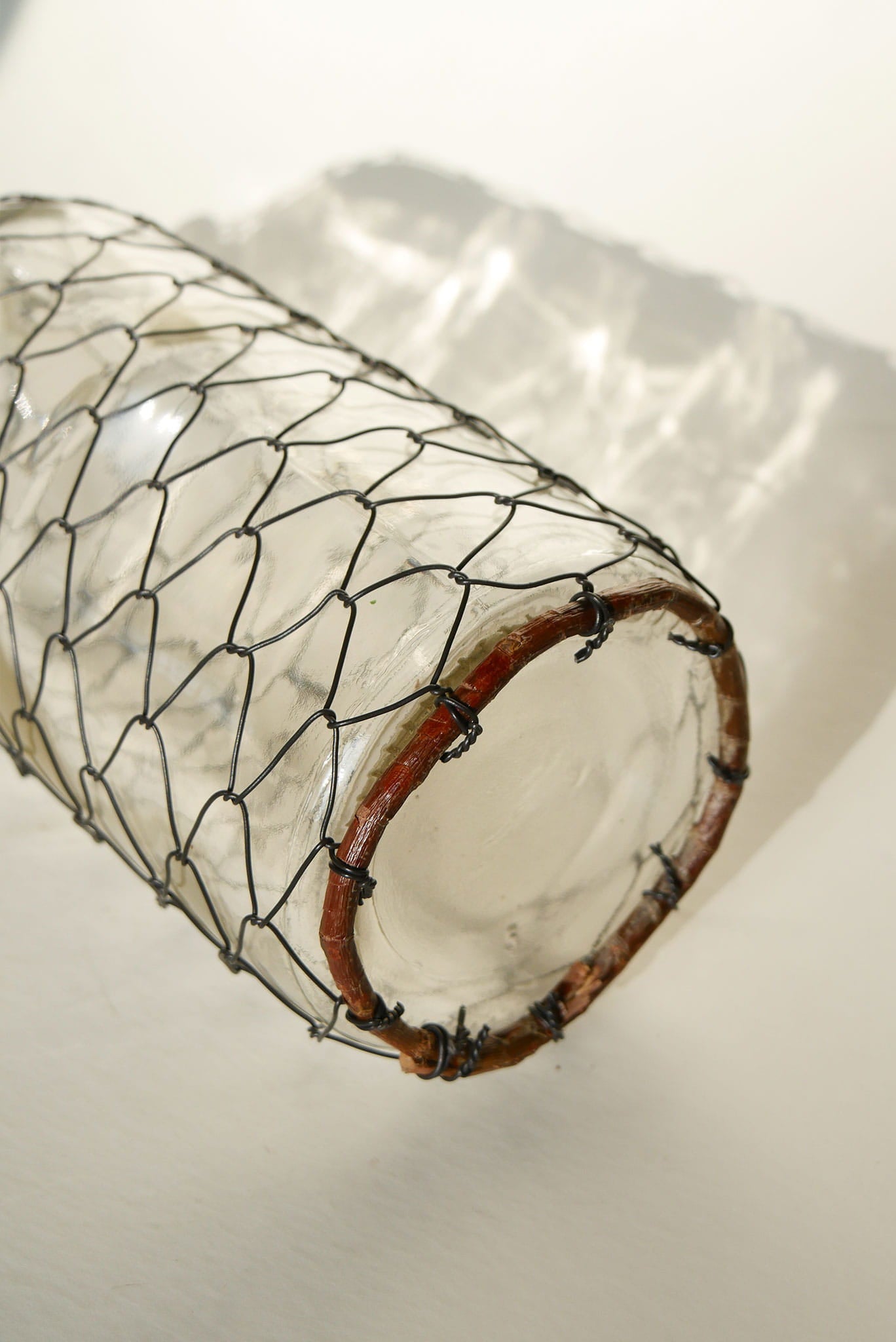Wire Wrapped Glass Jar Vase, Farmhouse Wire Vase, Vintage Glass and Wire Vase, Chicken Wire Wrapped Vase, Wire Covered Glass Jar Vase