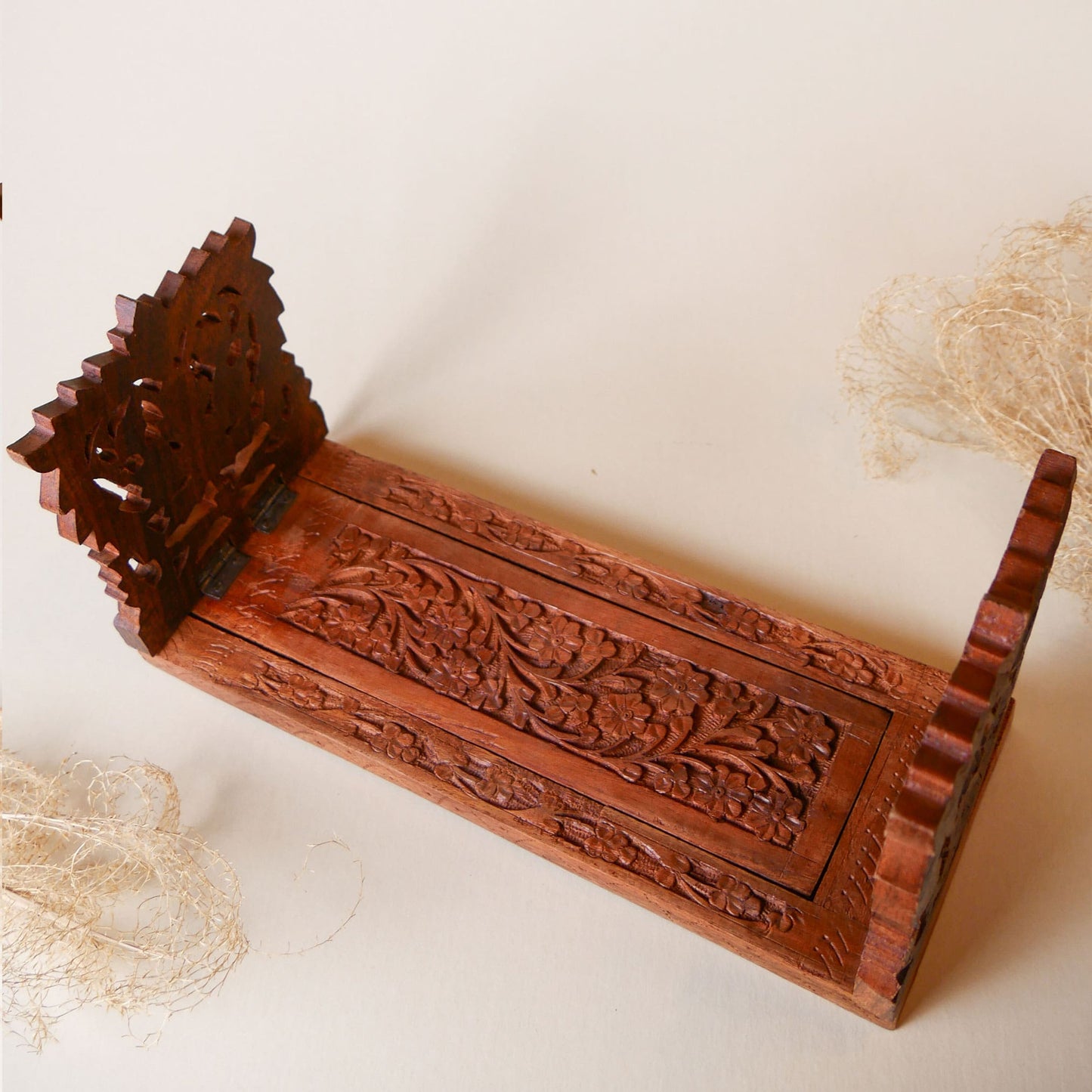 Wooden FLoral Carved Expandable Bookends Vintage Wooden Bookends