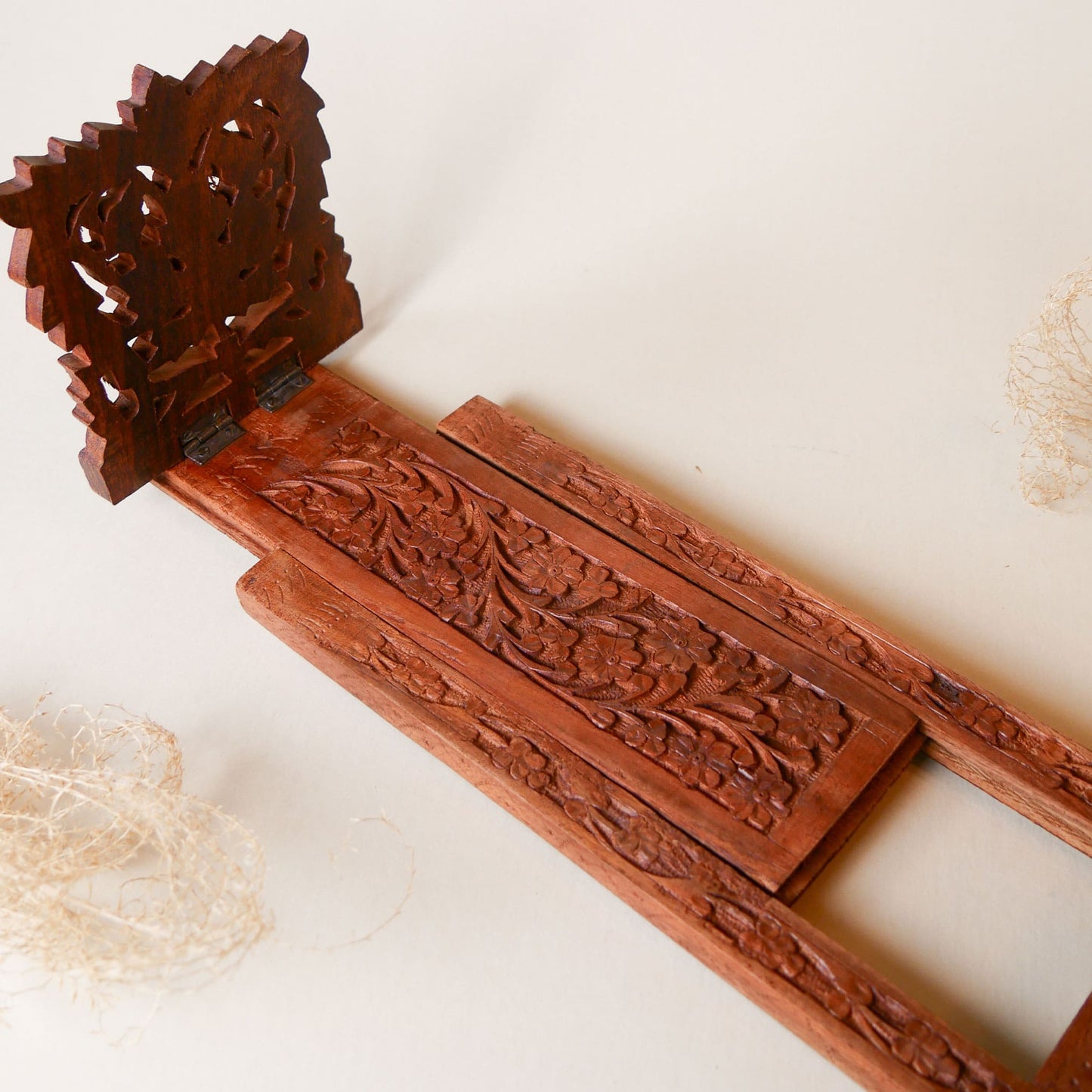 Wooden FLoral Carved Expandable Bookends Vintage Wooden Bookends