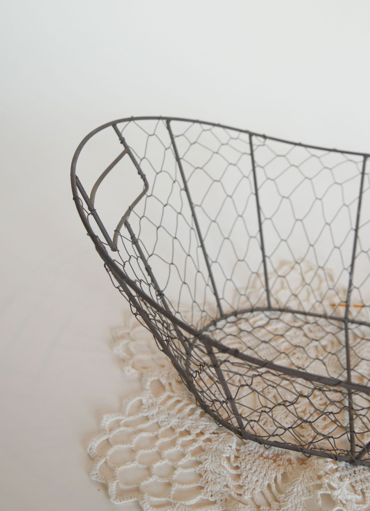 Vintage Farmhouse Wire Basket Vintage Wire Egg Basket Large Egg Basket Large Farmhouse Egg Basket Large Farmhouse Wire Basket